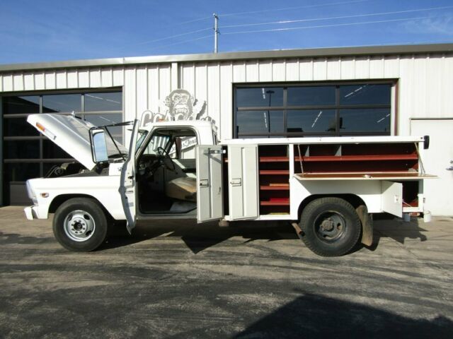 Ford F350 1969 image number 12