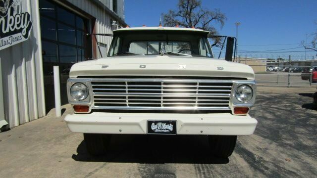 Ford F350 1969 image number 34