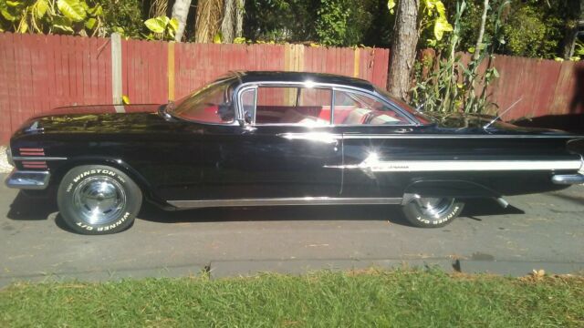 Chevrolet Impala 1960 image number 24