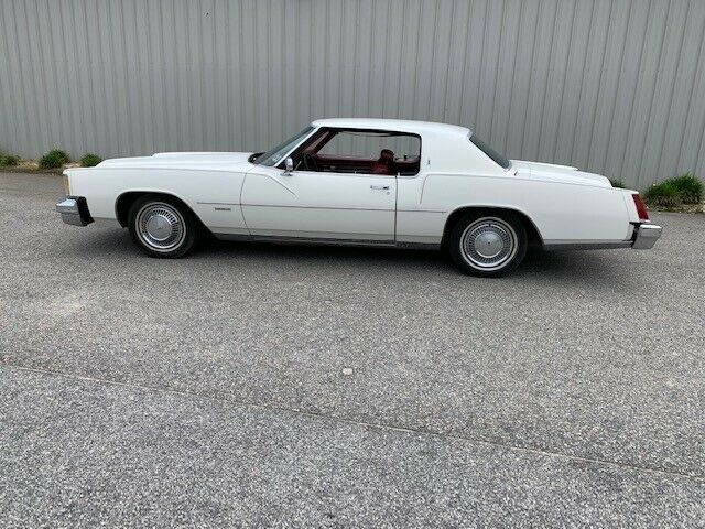 Oldsmobile Toronado 1973 image number 1