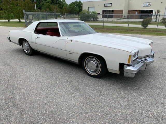 Oldsmobile Toronado 1973 image number 27