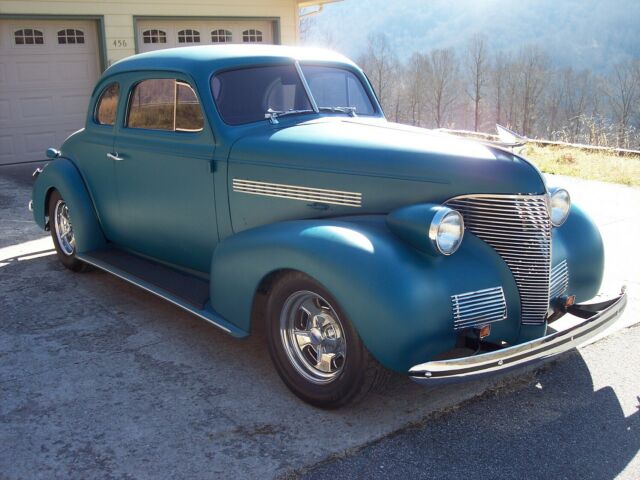 Chevrolet Bel Air/150/210 1939 image number 3