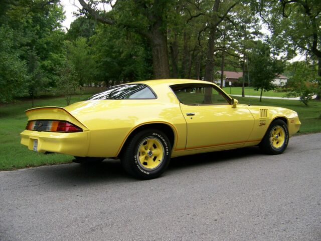 Chevrolet Camaro 1978 image number 27