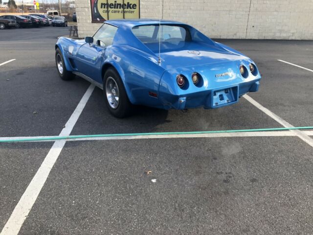 Chevrolet Corvette 1976 image number 12