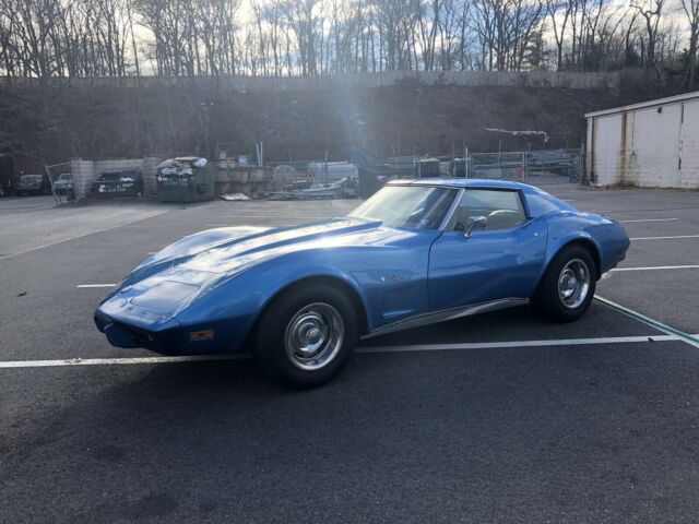 Chevrolet Corvette 1976 image number 24