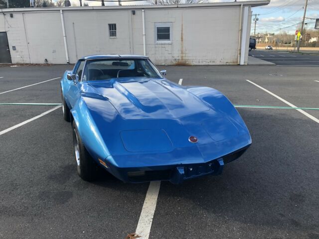 Chevrolet Corvette 1976 image number 25