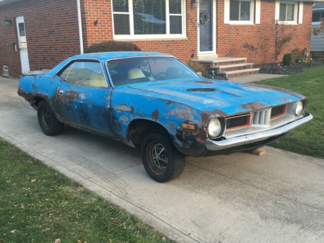 Plymouth Barracuda 1973 image number 2