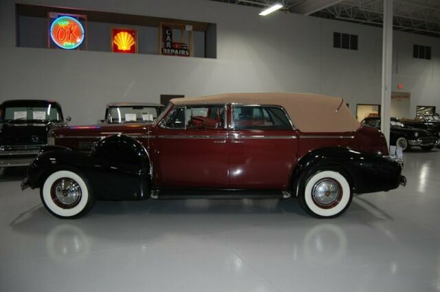 Cadillac Convertible 4dr Sedan 1938 image number 4