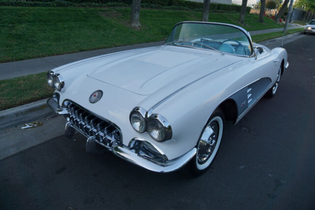 Chevrolet Corvette 283/270HP 2x4V V8 4 spd Convertible 1958 image number 28