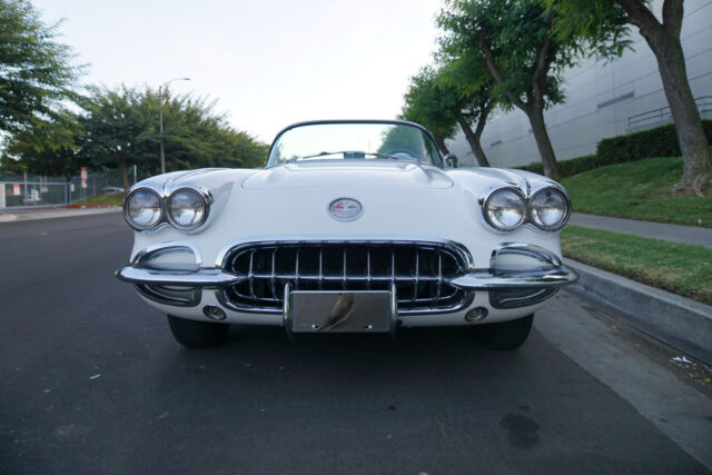 Chevrolet Corvette 283/270HP 2x4V V8 4 spd Convertible 1958 image number 31