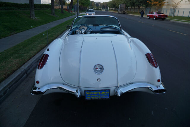 Chevrolet Corvette 283/270HP 2x4V V8 4 spd Convertible 1958 image number 33