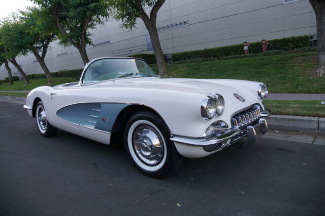 Chevrolet Corvette 283/270HP 2x4V V8 4 spd Convertible 1958 image number 5