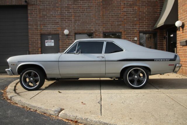 Chevrolet Nova 1972 image number 1