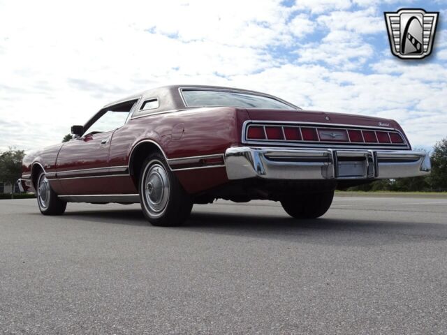 Ford Thunderbird 1975 image number 19