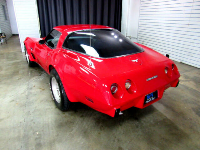 Chevrolet Corvette 1979 image number 3