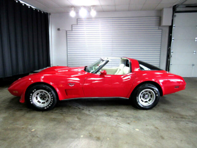 Chevrolet Corvette 1979 image number 43