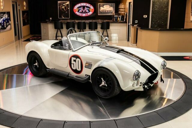 Shelby Cobra 1965 image number 32