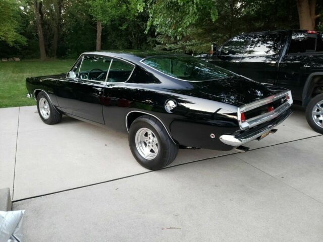 Plymouth Barracuda 7.2 1968 image number 11