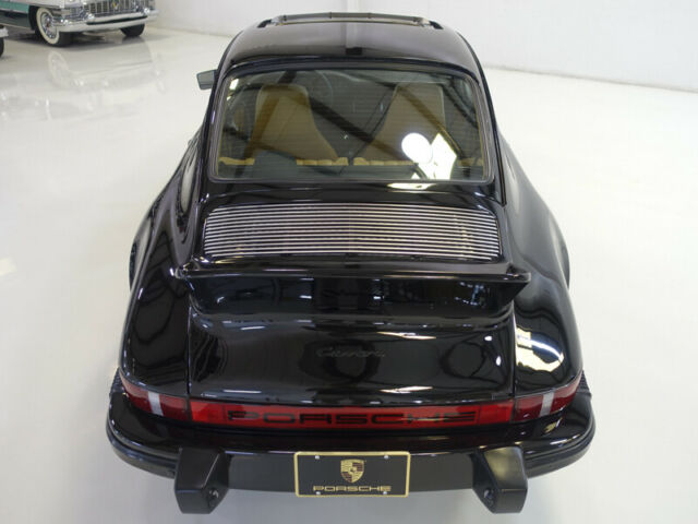 Porsche 911 1974 image number 17