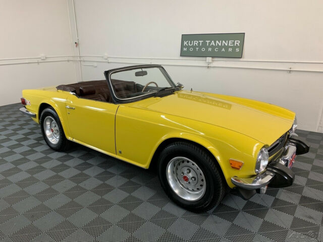 Triumph TR-6 1975 image number 0