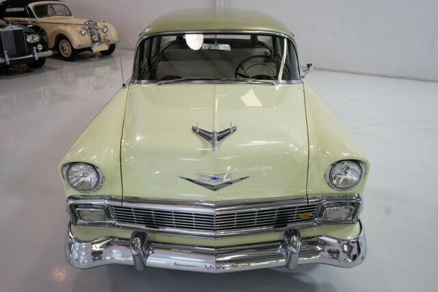 Chevrolet Townsman 1956 image number 33