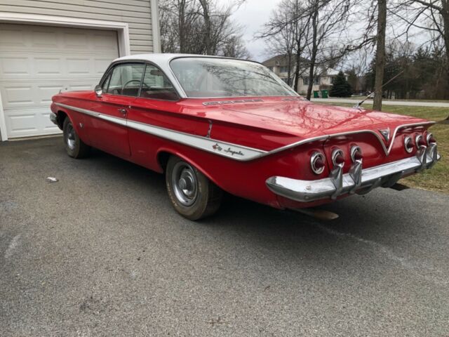 Chevrolet Impala 1961 image number 27