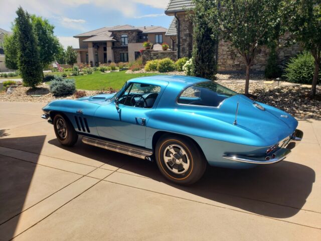 Chevrolet Corvette 1966 image number 28