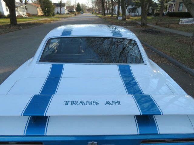 Pontiac Firebird 1969 image number 28