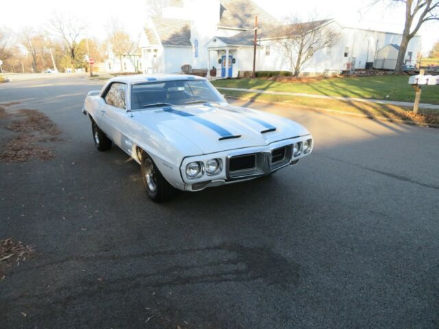 Pontiac Firebird 1969 image number 29