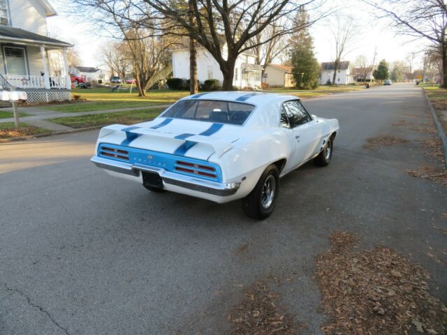 Pontiac Firebird 1969 image number 31