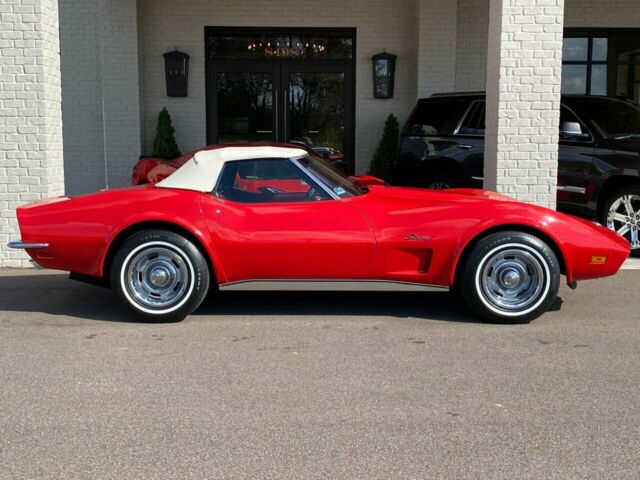 Chevrolet Corvette 1973 image number 11