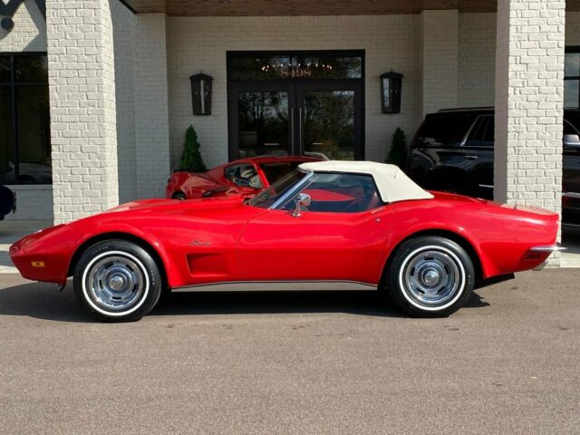 Chevrolet Corvette 1973 image number 28