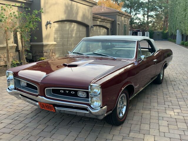 PONTIAC GTO 1966 image number 1