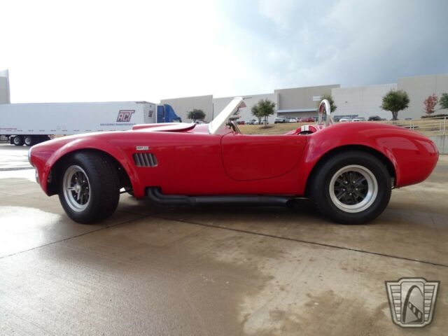 Shelby Cobra 1966 image number 2