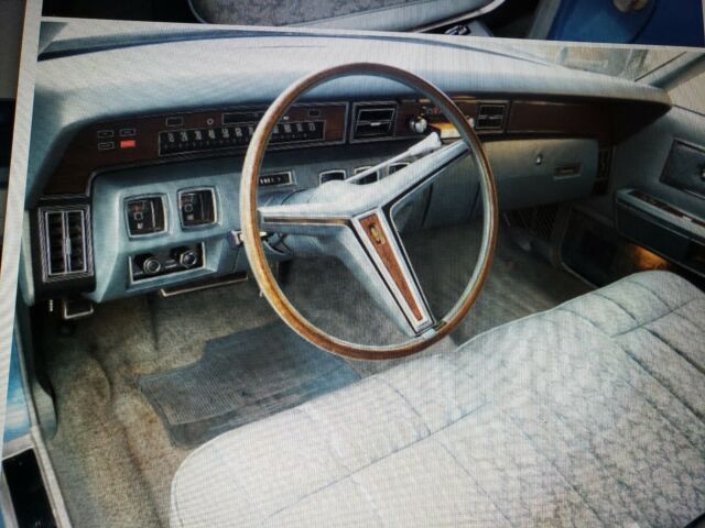 Lincoln Continental 1973 image number 21