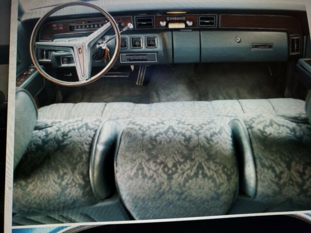 Lincoln Continental 1973 image number 22