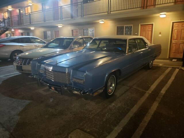 Lincoln Continental 1973 image number 29