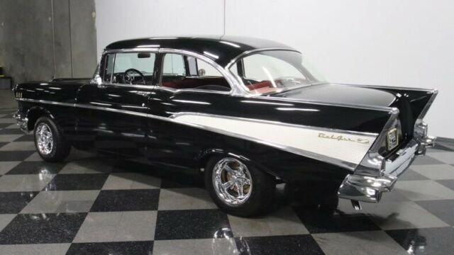 Chevrolet Bel Air/150/210 1957 image number 32