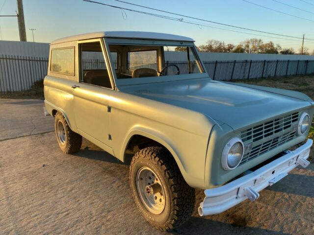 Ford Bronco 1966 image number 0