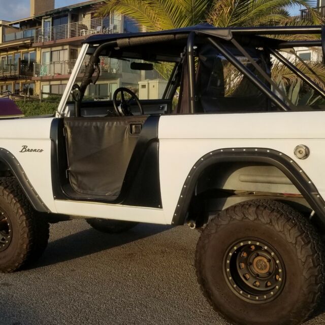 Ford Bronco 1968 image number 24