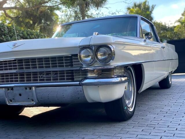 Cadillac DeVille 1963 image number 29