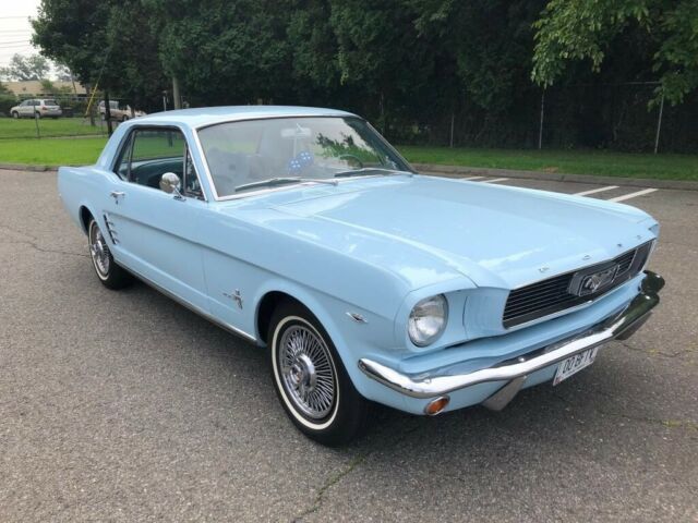 Ford Mustang 1966 image number 0