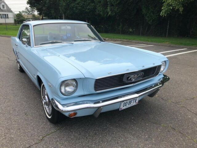 Ford Mustang 1966 image number 29