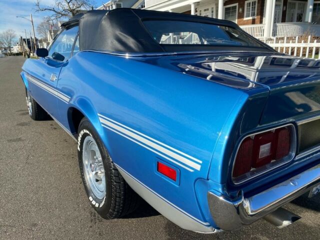 Ford Mustang 1973 image number 13