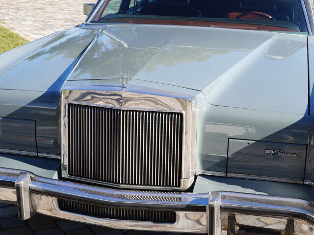 Lincoln Continental 1978 image number 16