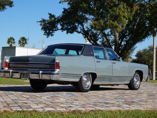 Lincoln Continental 1978 image number 30