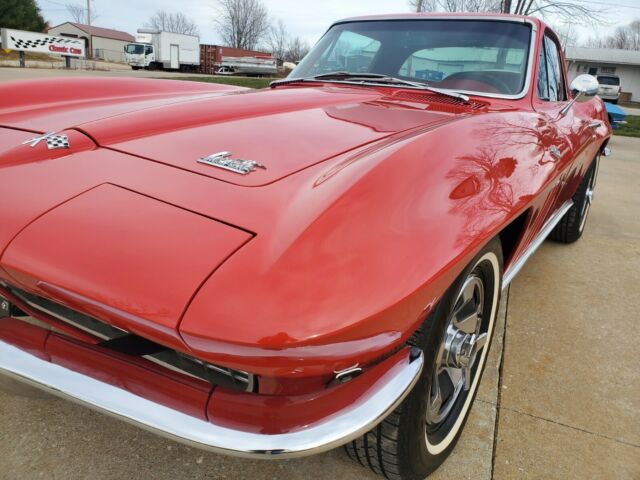 Chevrolet Corvette 1966 image number 1