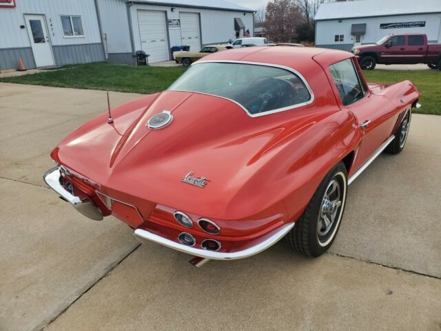 Chevrolet Corvette 1966 image number 32