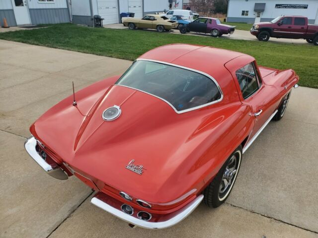 Chevrolet Corvette 1966 image number 9