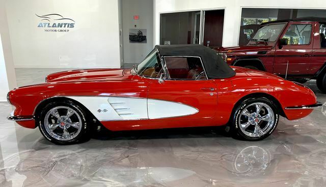 Chevrolet Corvette 1960 image number 15